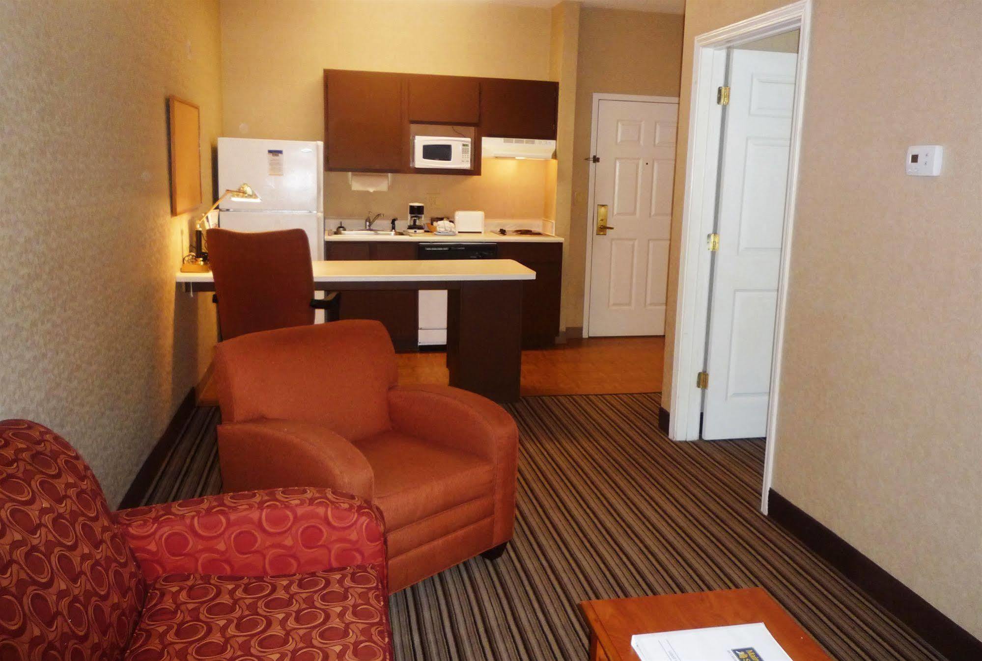 Candlewood Suites - Charlotte - Arrowood By Ihg Exterior foto